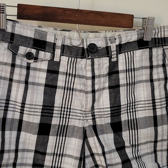 3/$30 DOCKERS Monochrome Low Rise Striped Plaid Chino Tomboy Grunge Shorts - Picture 2 of 6